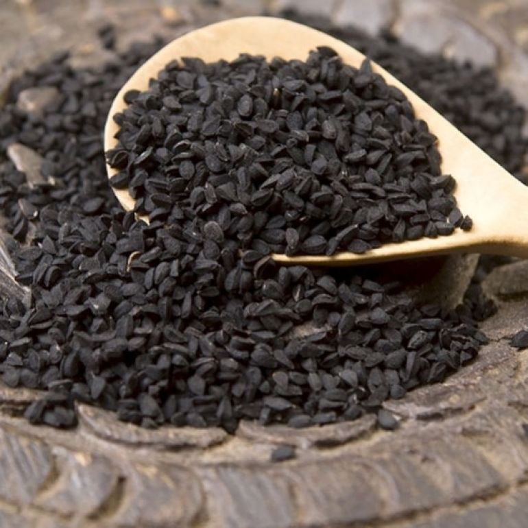 Chimenul negru imperial - un condiment cu utilizari multiple
