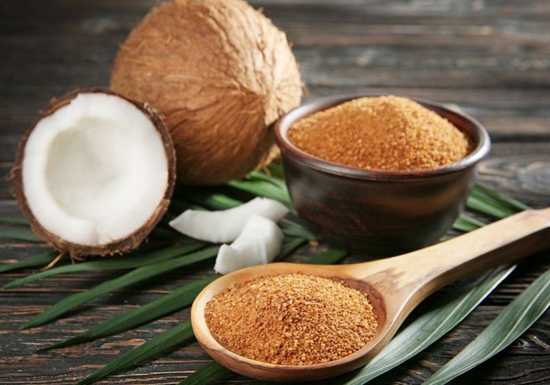 Zahărul de cocos - nectarul dulce al sevei florilor de cocos