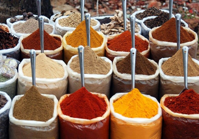 Curry - un mix de condimente aromatice